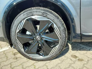 NISSAN Qashqai – Fahrzeugbild 4