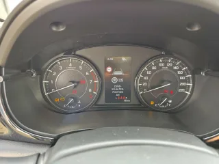 SUZUKI Vitara – Fahrzeugbild 12