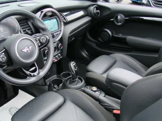 MINI Cooper – Fahrzeugbild 15