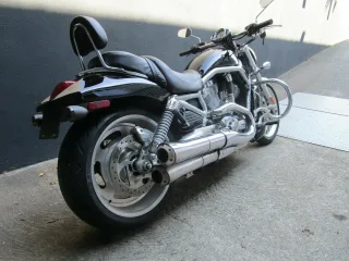 HARLEY DAVIDSON V-Rod – Fahrzeugbild 3