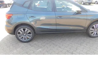 SEAT Arona – Fahrzeugbild 2