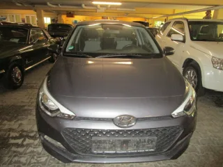 HYUNDAI i20 – Fahrzeugbild 3