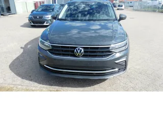 VW Tiguan – Fahrzeugbild 11