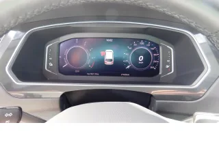 VW Tiguan – Fahrzeugbild 6