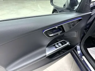 MERCEDES-BENZ C 300 – Fahrzeugbild 11