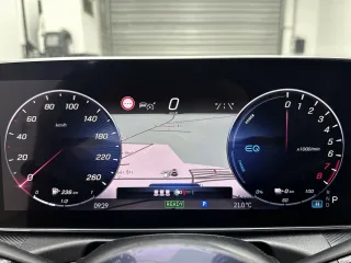MERCEDES-BENZ C 300 – Fahrzeugbild 12
