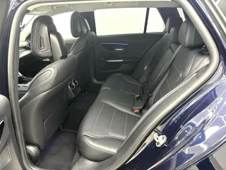 MERCEDES-BENZ C 300 – Fahrzeugbild 6