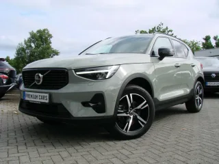 VOLVO XC40 – Fahrzeugbild 2