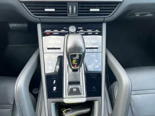 PORSCHE Cayenne – Fahrzeugbild 13