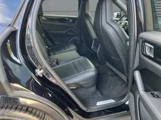 PORSCHE Cayenne – Fahrzeugbild 9