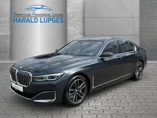 BMW 740d – Fahrzeugbild 4
