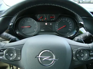 OPEL Corsa – Fahrzeugbild 10