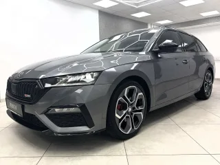 SKODA Octavia – Fahrzeugbild 2