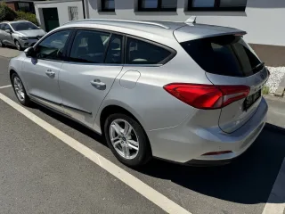 FORD Focus – Fahrzeugbild 4