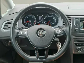 VW Golf – Fahrzeugbild 11