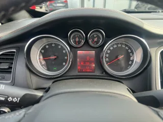 OPEL Cascada – Fahrzeugbild 14