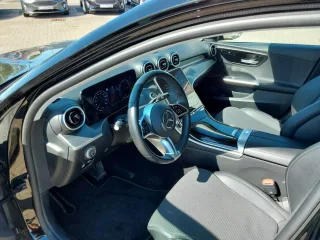 MERCEDES-BENZ C 300 – Fahrzeugbild 10