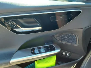 MERCEDES-BENZ C 300 – Fahrzeugbild 13
