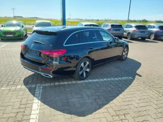 MERCEDES-BENZ C 300 – Fahrzeugbild 4