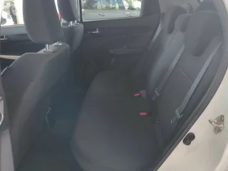 SUZUKI Swift – Fahrzeugbild 14