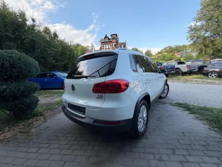 VW Tiguan – Fahrzeugbild 4