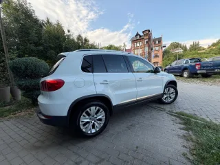 VW Tiguan – Fahrzeugbild 5
