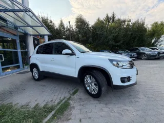 VW Tiguan – Fahrzeugbild 6