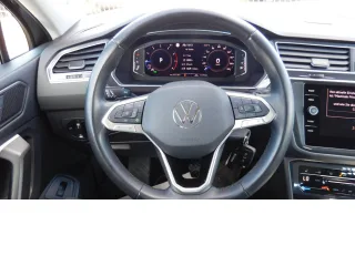VW Tiguan – Fahrzeugbild 8