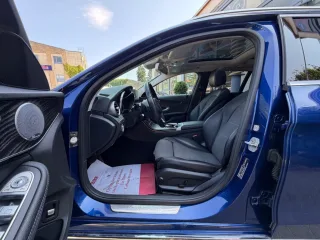 MERCEDES-BENZ C 220 – Fahrzeugbild 10