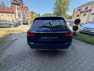 MERCEDES-BENZ C 220 – Fahrzeugbild 4
