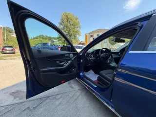 MERCEDES-BENZ C 220 – Fahrzeugbild 9