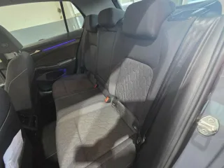 VW Golf – Fahrzeugbild 7