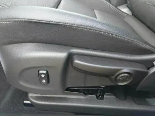 OPEL Insignia – Fahrzeugbild 7