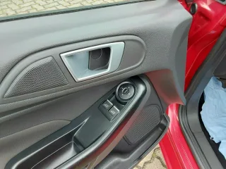 FORD FIESTA – Fahrzeugbild 13