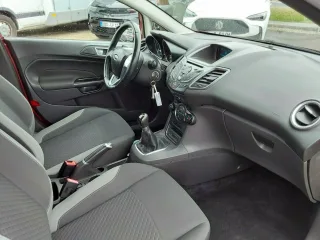 FORD FIESTA – Fahrzeugbild 8