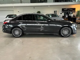 MERCEDES-BENZ C 200 – Fahrzeugbild 10