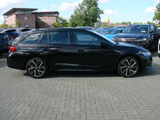 SKODA Octavia – Fahrzeugbild 3