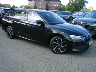 SKODA Octavia – Fahrzeugbild 5