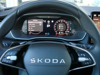 SKODA Octavia – Fahrzeugbild 9