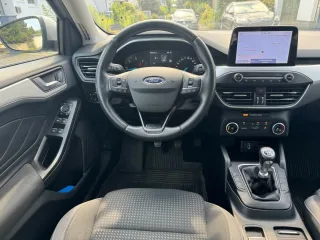 FORD Focus – Fahrzeugbild 6