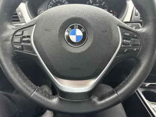 BMW 318d – Fahrzeugbild 13