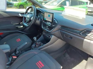 FORD Fiesta – Fahrzeugbild 11