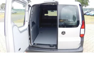 VW Caddy – Fahrzeugbild 9