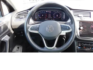 VW Tiguan – Fahrzeugbild 8