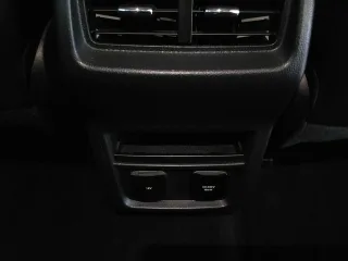 FORD S-Max – Fahrzeugbild 11