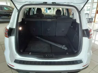 FORD S-Max – Fahrzeugbild 6