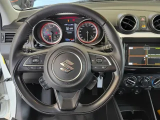 SUZUKI Swift – Fahrzeugbild 14
