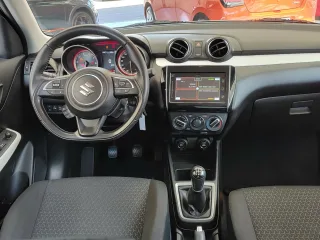 SUZUKI Swift – Fahrzeugbild 3
