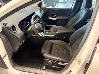 MERCEDES-BENZ B 200 – Fahrzeugbild 8
