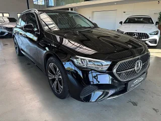 MERCEDES-BENZ E 220 – Fahrzeugbild 13